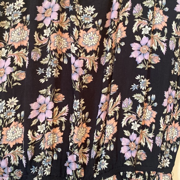 American Eagle Outfitters Floral Print Shorts Romper - Picture 5 of 13